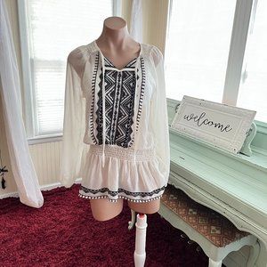 Young Threads Bohemian Embroidered peplum Blouse Top sz S
